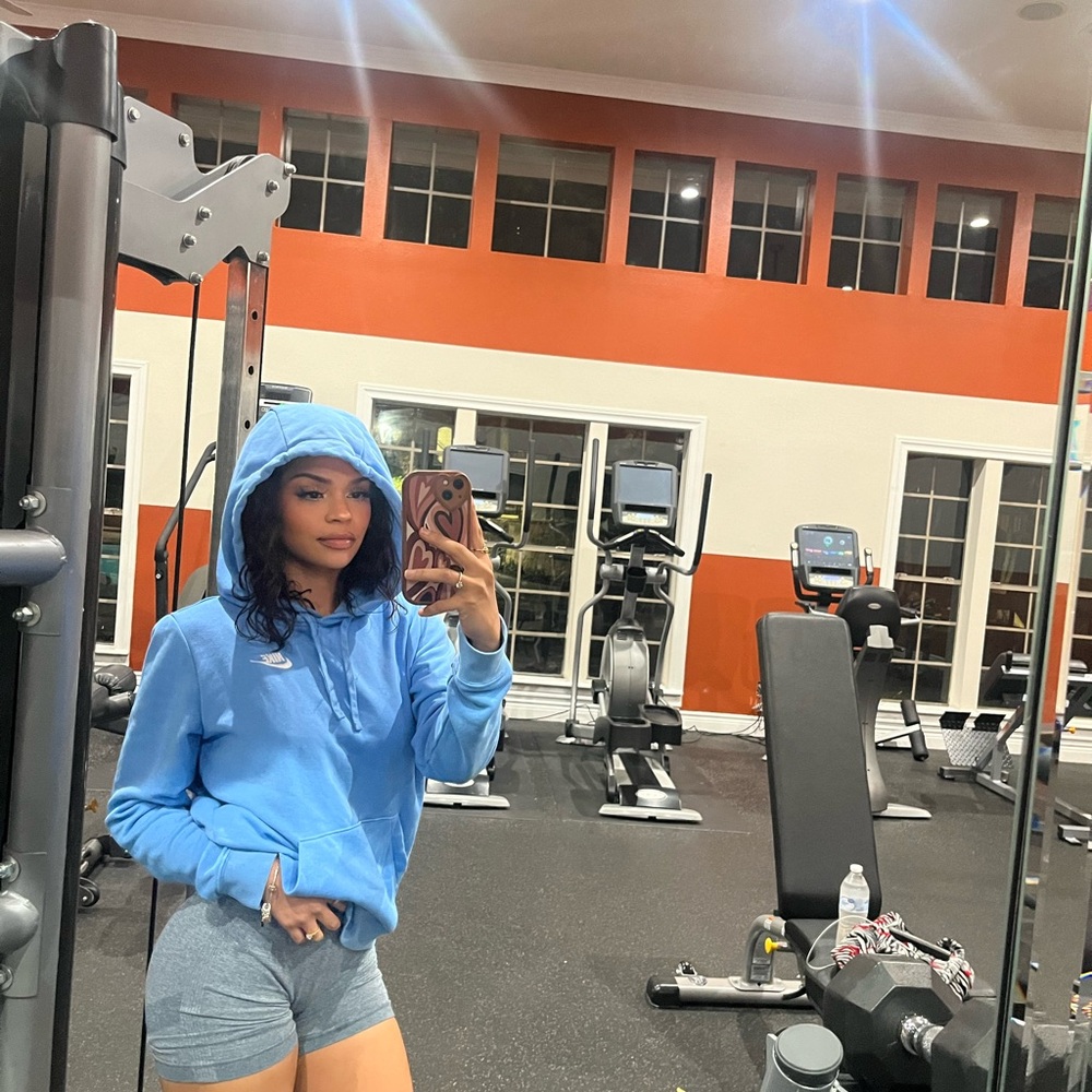 Nike Blue Oversized Relaxed Hoodie - Picture 2 of 2